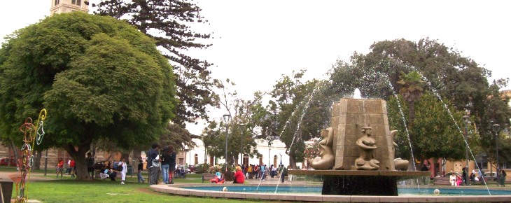 Fountain on Plaza de Armas, La Serena, Coquimbo Region, Chile, South  America Stock Photo - Alamy